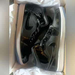 Jordan 1 mid son of Mars